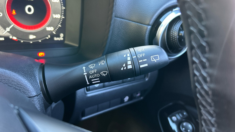 Nissan Juke 1.0 DiG-T Tekna 5dr Petrol Hatchback